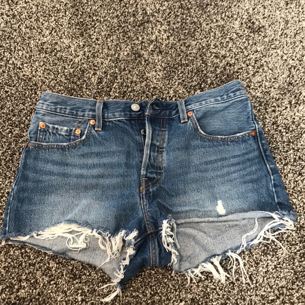 Levi cutoff shorts